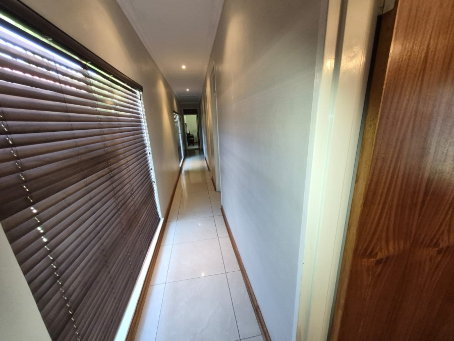 4 Bedroom Property for Sale in Royldene Northern Cape